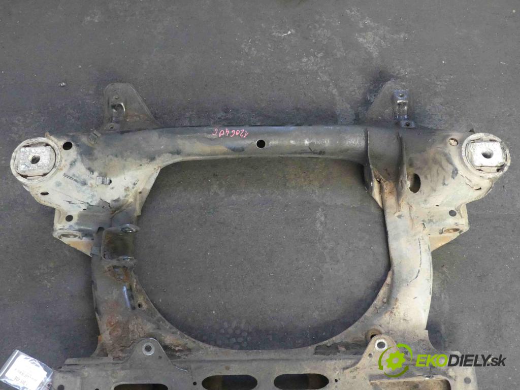 Vw Touareg I 2002-2010 2.5 tdi 174 hp manual 128 kW 2461 cm3 5- výztuha motoru