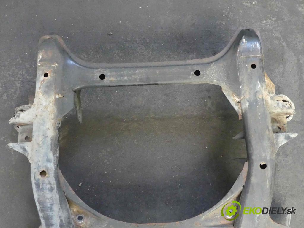 Vw Touareg I 2002-2010 2.5 tdi 174 hp manual 128 kW 2461 cm3 5- výztuha motoru