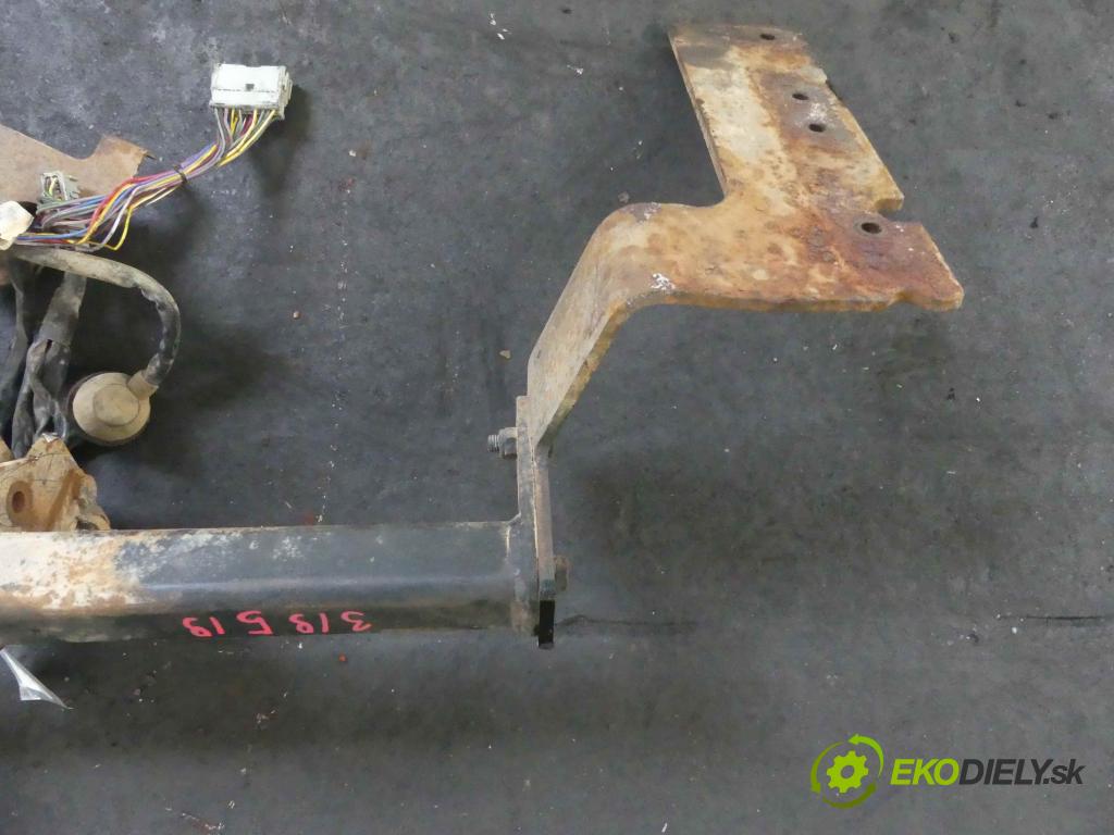 Honda CR-V II 2001-2006 2.0 16v 150 hp manual 110 kW 1998 cm3 5- oko tažné