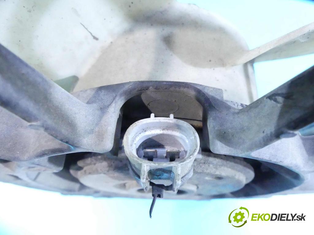 Toyota Corolla Verso II 2004-2009 2.2 D4D 136 HP manual 100 kW 2231 cm3 5- Ventilátor chladiča 422750-2520