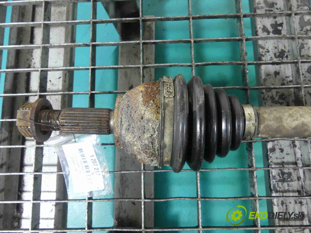 Ford Focus Mk1 1998-2004 1.8 16v 116 HP manual 85 kW 1797 cm3 5- poloos ľavé  (Poloosy)