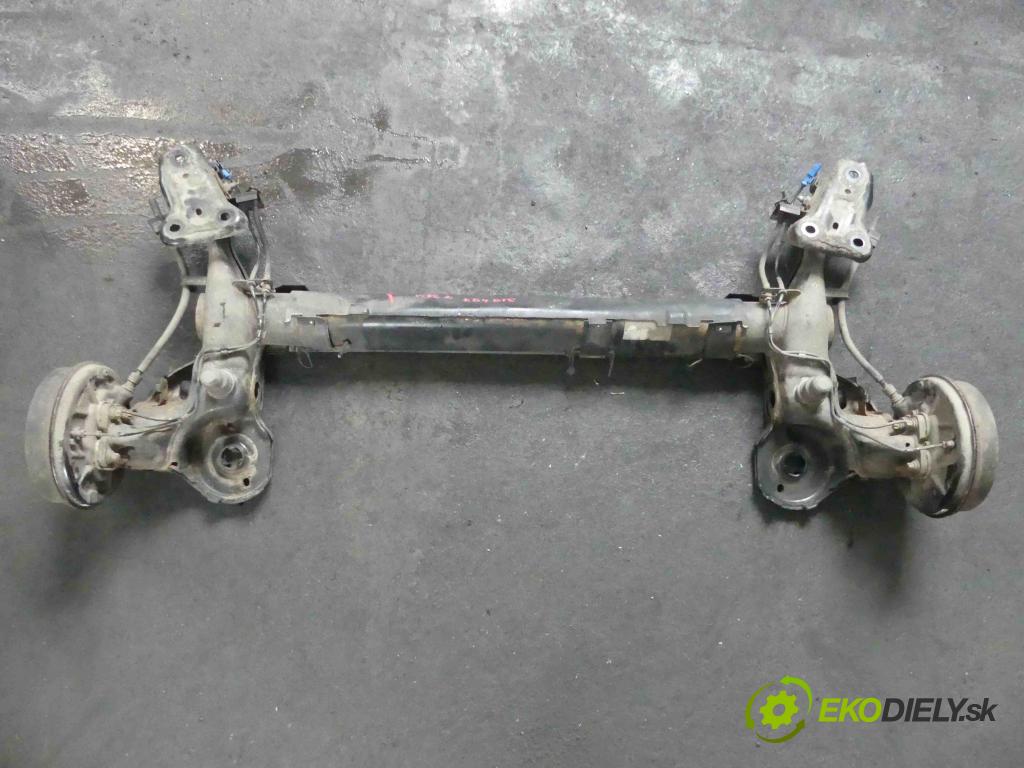 Peugeot 301 1.6 hdi 92 hp manual 68 kW 1560 cm3 4- zadní výztuha