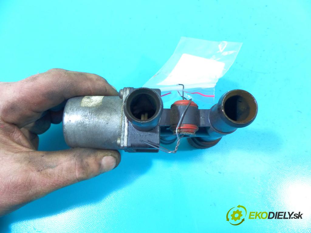 Audi A6 C6 2004-2011 3.0 tdi 224hp automatic 165 kW 2967 cm3 4- ventil 8E0820035B (Ventily)