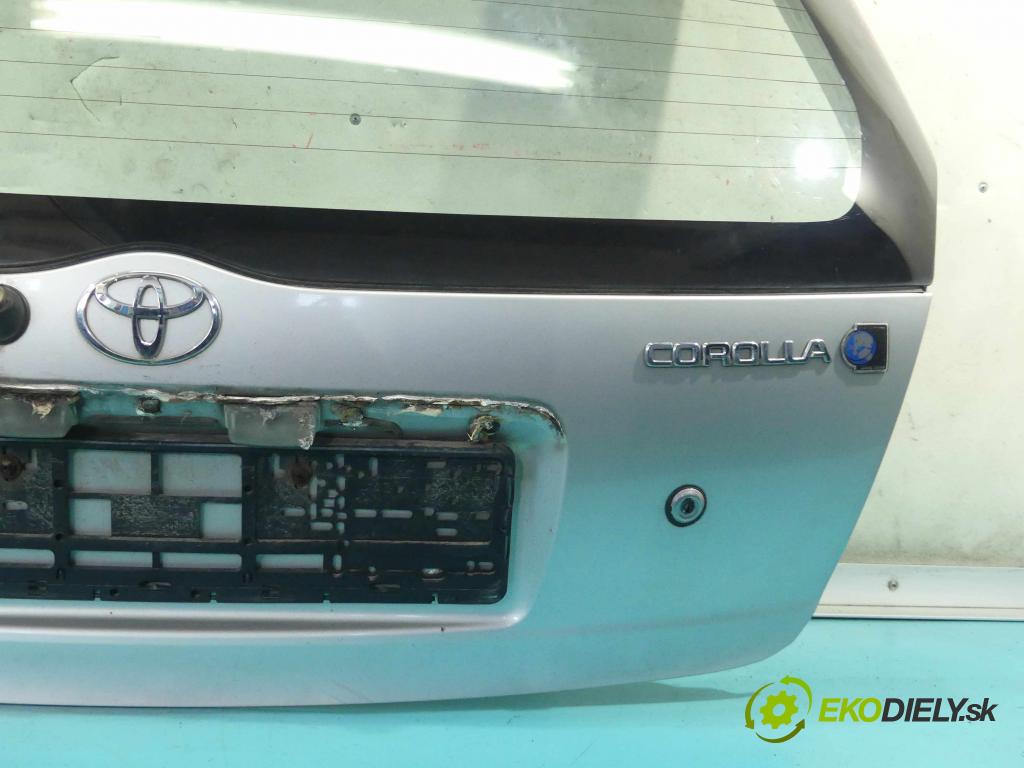Toyota Corolla E11 1997-2002 1.4 vvti 97KM manual 71 kW 1398 cm3 3- zadní kufrové dveře  (Zadní kapoty)