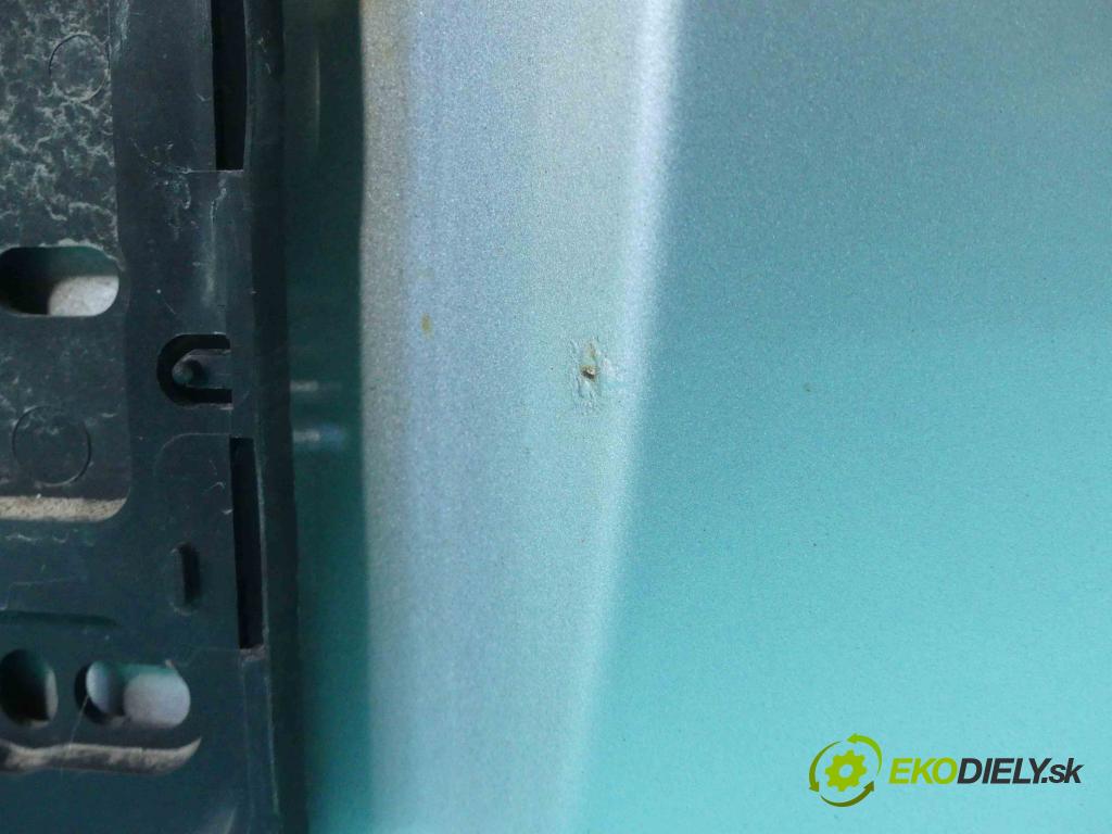 Toyota Corolla E11 1997-2002 1.4 vvti 97KM manual 71 kW 1398 cm3 3- zadní kufrové dveře  (Zadní kapoty)