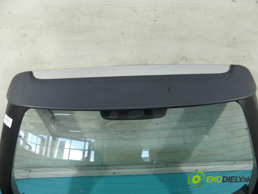 Toyota Corolla E11 1997-2002 1.4 vvti 97KM manual 71 kW 1398 cm3 3- zadní kufrové dveře  (Zadní kapoty)