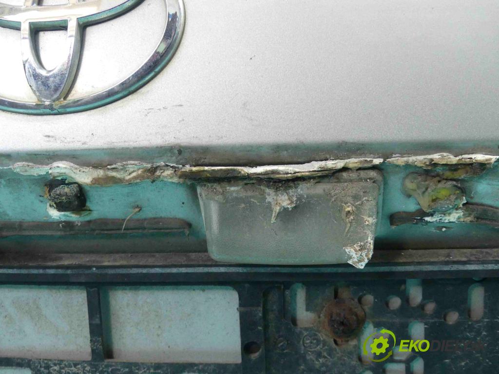 Toyota Corolla E11 1997-2002 1.4 vvti 97KM manual 71 kW 1398 cm3 3- zadní kufrové dveře  (Zadní kapoty)