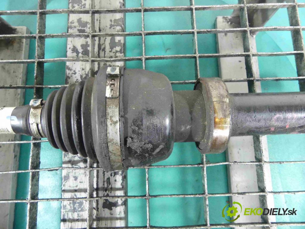 Mitsubishi Carisma 1.9 dci 116 hp manual 85 kW 1870 cm3 5- poloos pravé MR912136 (Poloosy)