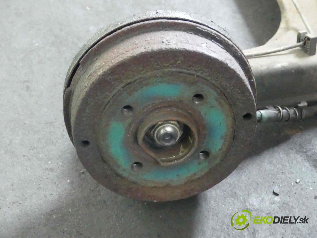 Renault Twingo I 1996-2003 1,2.0 58 hp manual 43 kW 1149 cm3 3- zadní výztuha