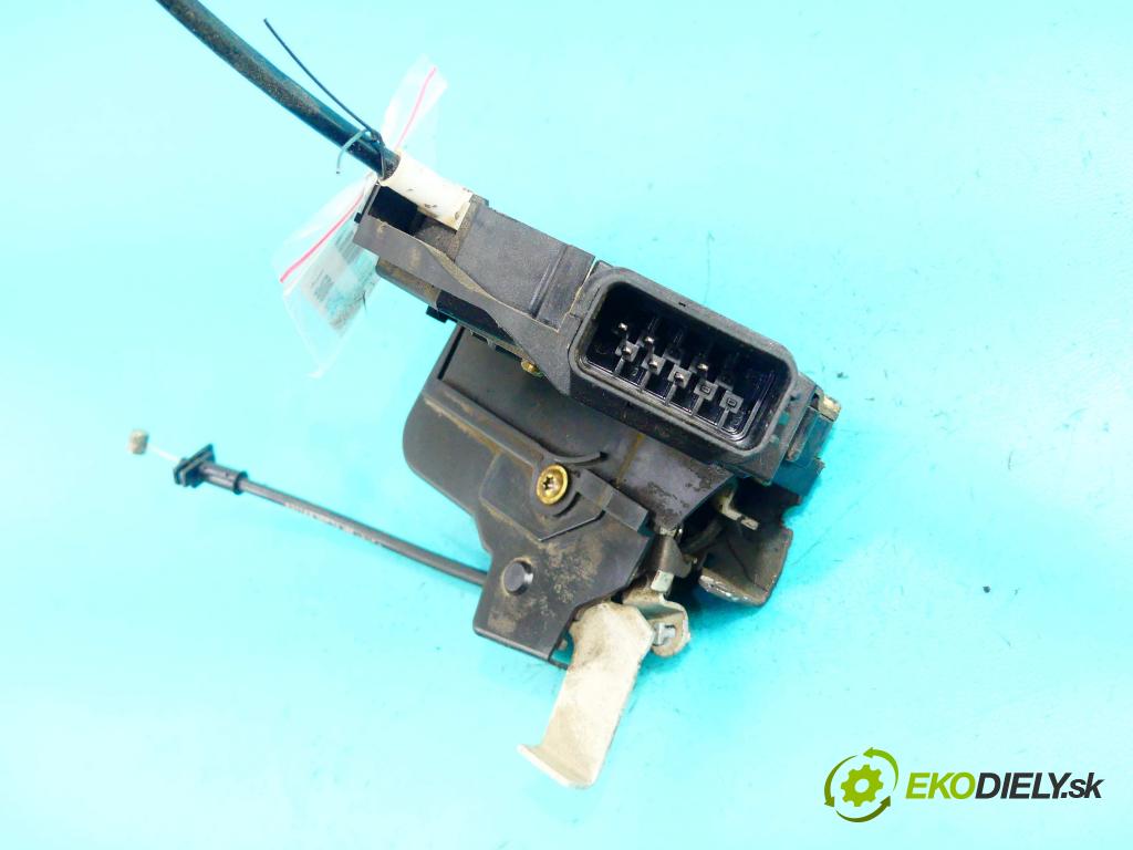 Ford Focus Mk2 2004-2011 1.6 tdci 90 hp manual 66 kW 1560 cm3 5- zámek zadní pravý 4M5AA26412BC