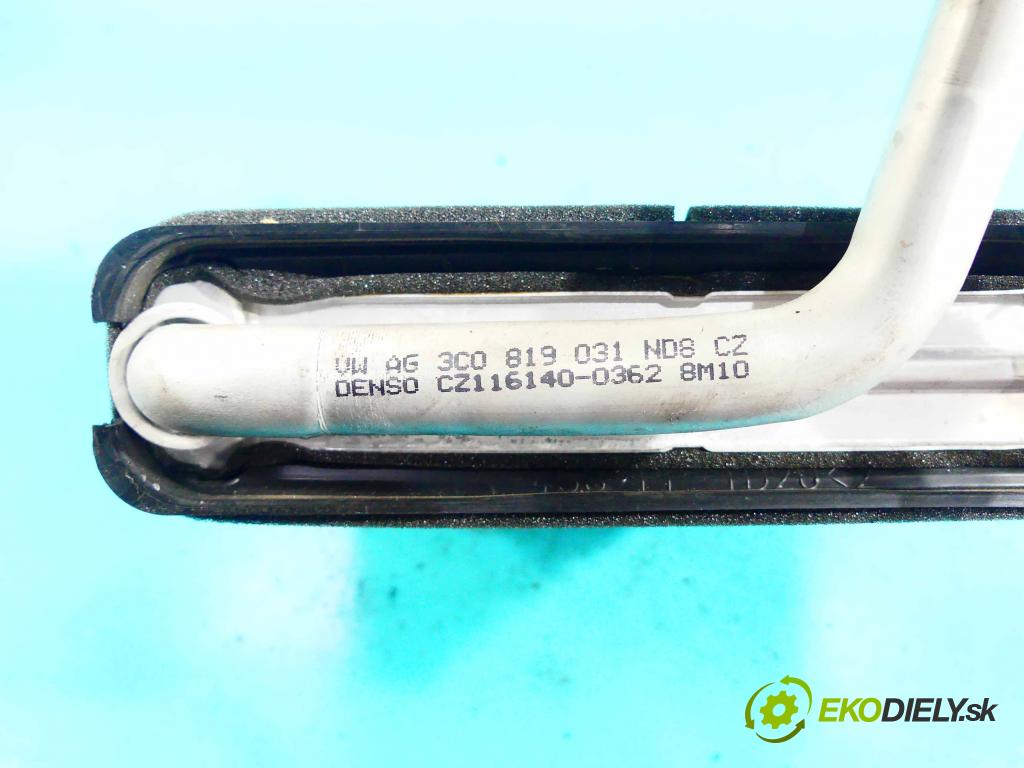 Skoda Superb II 2008-2015 3.6 V6 260 HP automatic 191 kW 3597 cm3 4- radiator 3C0819031 (Radiátory kúrenia)