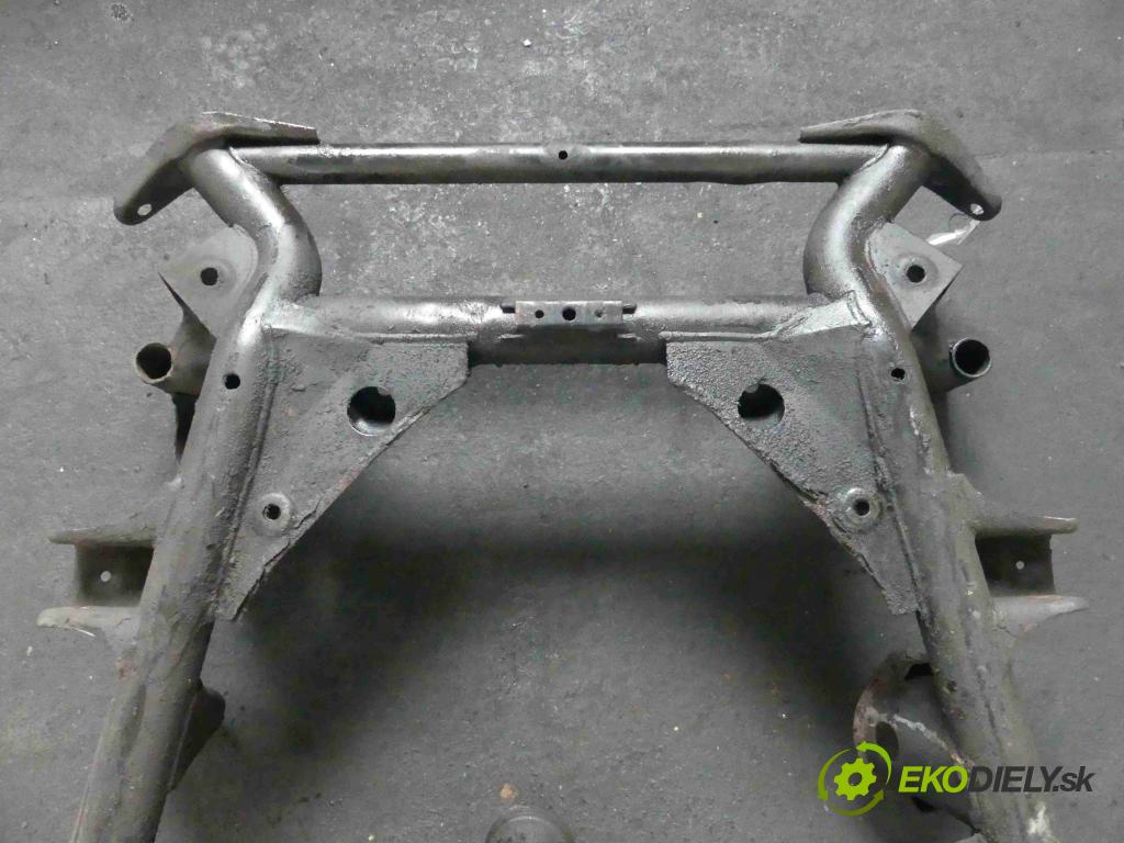 Bmw X5 E53 1999-2006 4.4 V8 286 hp automatic 210 kW 4398 cm3 5- výztuha motoru