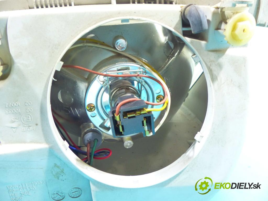 Ford Galaxy Mk1 1995-2006 2.3 wo: 145 HP manual 107 kW 2295 cm3 5- Reflektor: pravý  (Pravé)