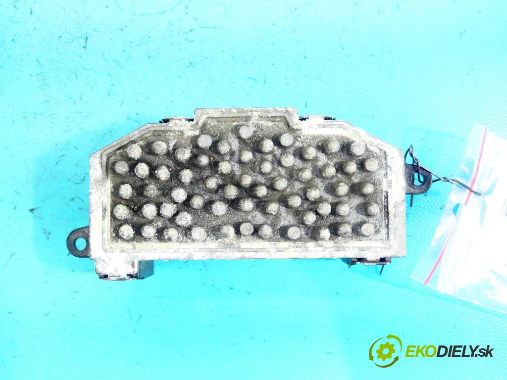 Audi A4 B8 2007-2015 2.0 tdi 136hp manual 100 kW 1968 cm3 5- rezistor 8K0820521B