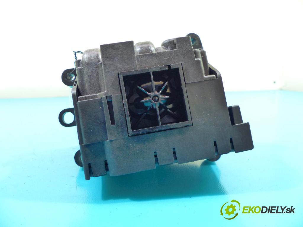 Bmw 1 F20 2011-2019 1.6 T 170 HP automatic 125 kW 1598 cm3 5- Páka: Změny: stupeň,rýchlosť 9260968-03 (Rýchlostné páky / kulisy)