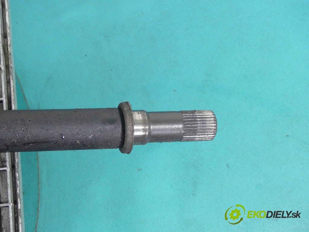 Nissan Qashqai J10 2006-2013 2.0 dci 150 HP manual 110 kW 1995 cm3 5- poloos pravé  (Poloosy)