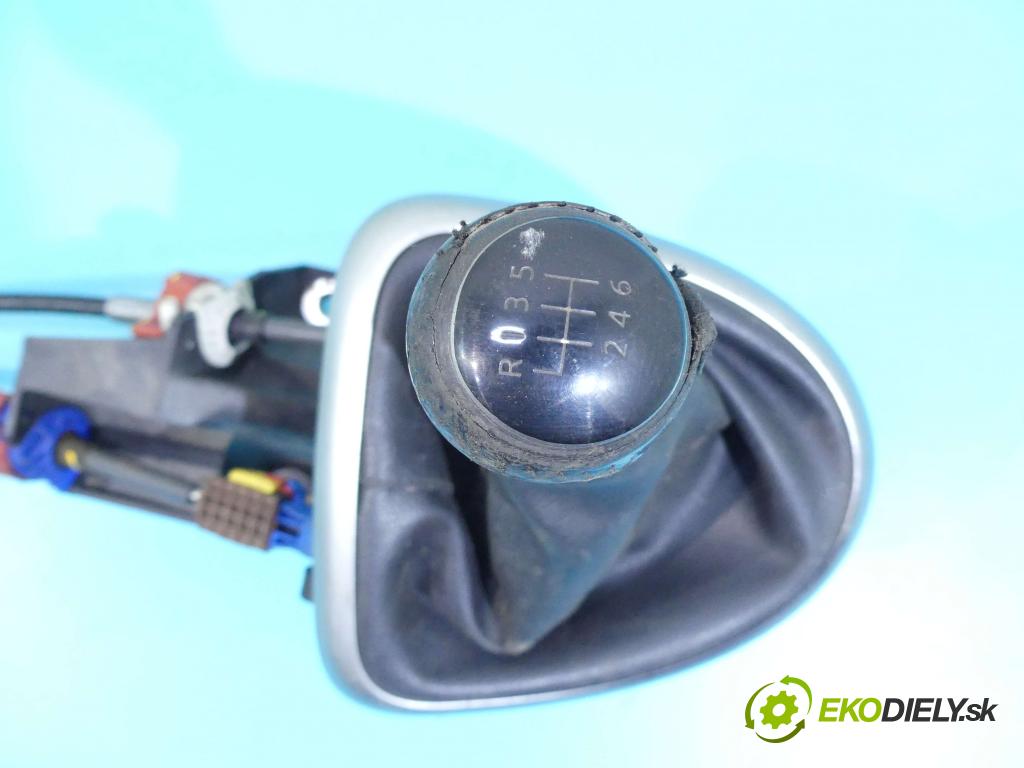 Nissan Qashqai J10 2006-2013 2.0 dci 150 HP manual 110 kW 1995 cm3 5- Páka: Změny: stupeň,rýchlosť 50391647 (Rýchlostné páky / kulisy)