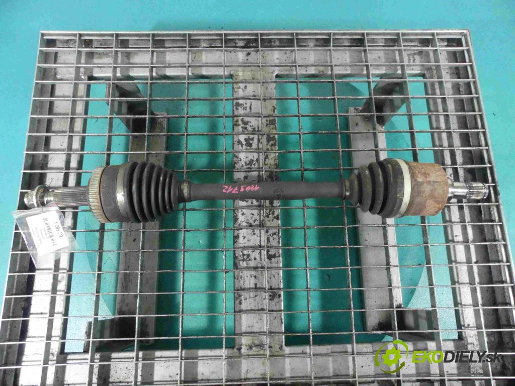 Hyundai Ix35 1.7 crdi 116 HP manual 85 kW 1685 cm3 5- poloos ľavé  (Poloosy)