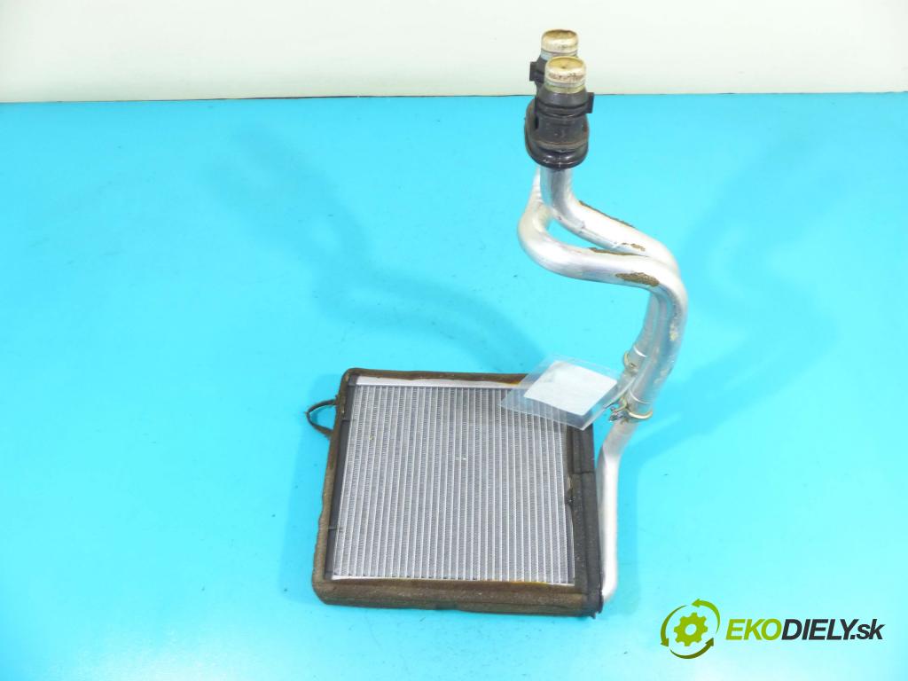 Vw Passat CC 2008-2016 2.0 TSI 211KM manual 155 kW 1984 cm3 4- radiator  (Radiátory kúrenia)