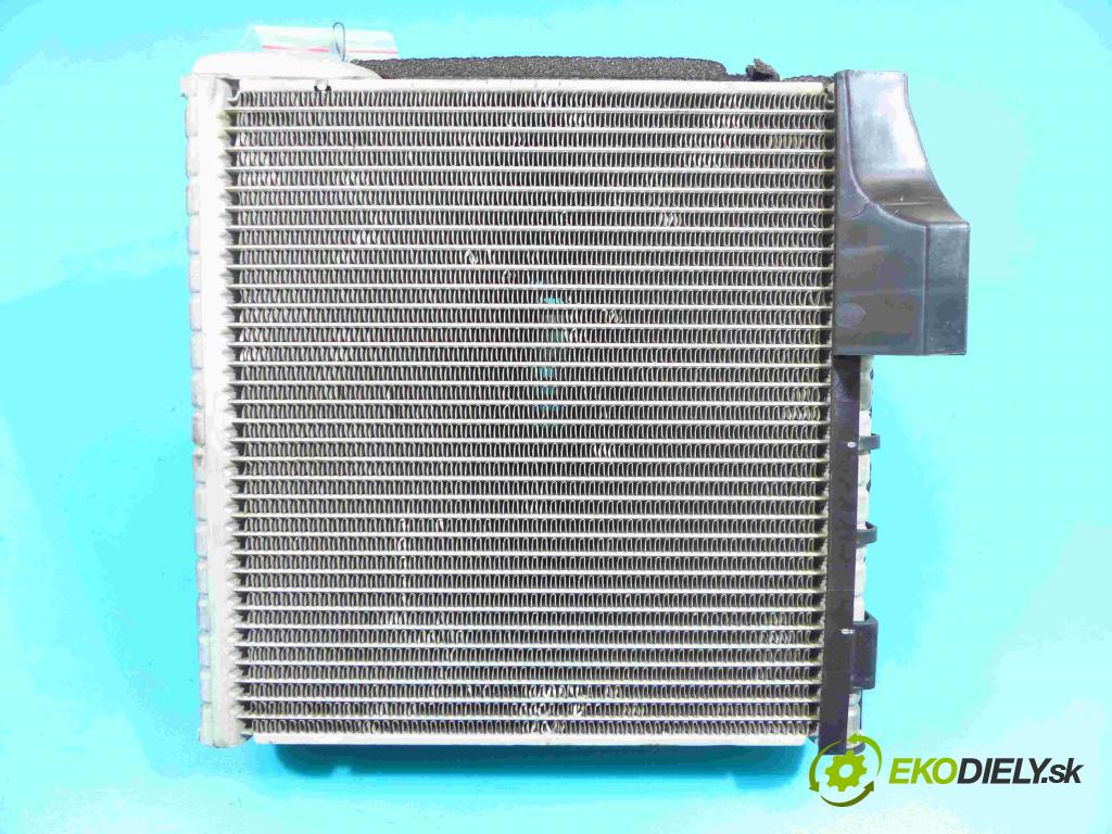 Vw Passat CC 2008-2016 2.0 TSI 211KM manual 155 kW 1984 cm3 4- radiator 1K0820679 (Radiátory kúrenia)