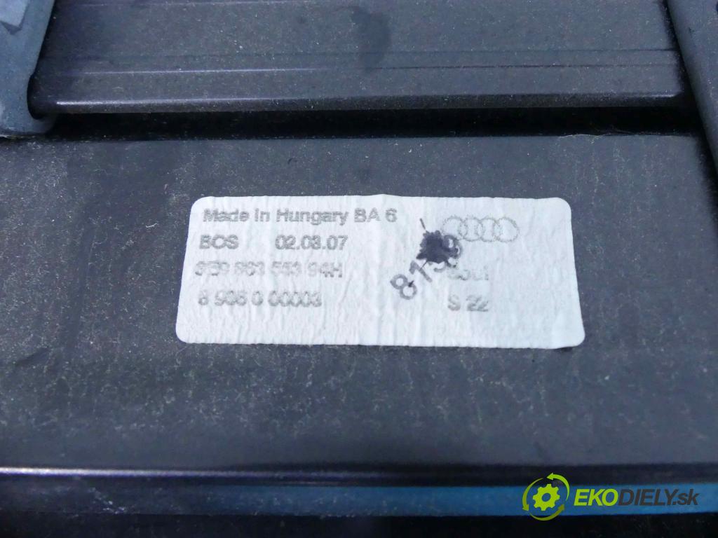 Audi A4 B7 2004-2008 2.0 tdi 140 HP manual 103 kW 1968 cm3 5- roleta  (Rolety kufra)