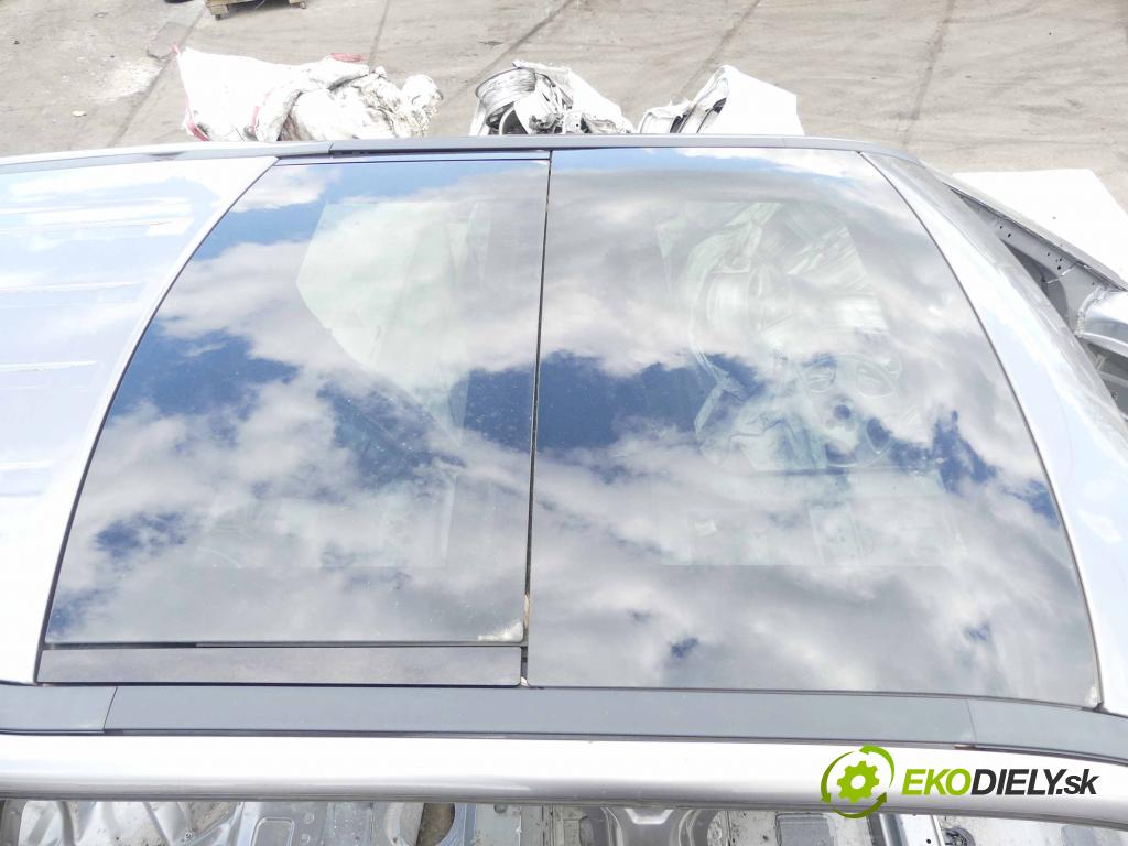 Land rover Freelander II 2006-2014 2.2 TD4 152KM manual 112 kW 2179 cm3 5- Strecha: