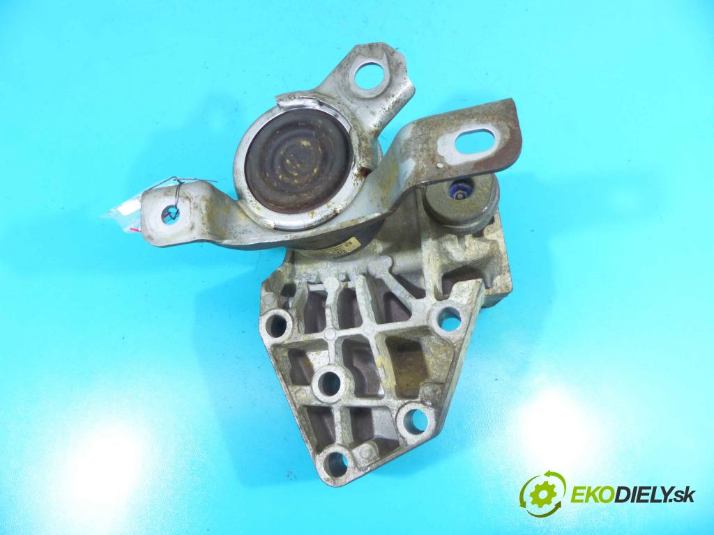 Land rover Freelander II 2006-2014 2.2 TD4 152KM manual 112 kW 2179 cm3 5- Polštář: motoru 6G92-6F012-BE (Držáky motoru)