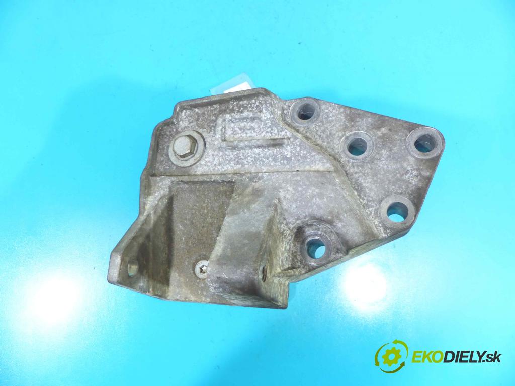 Land rover Freelander II 2006-2014 2.2 TD4 152KM manual 112 kW 2179 cm3 5- Polštář: motoru 6G92-6F012-BE (Držáky motoru)