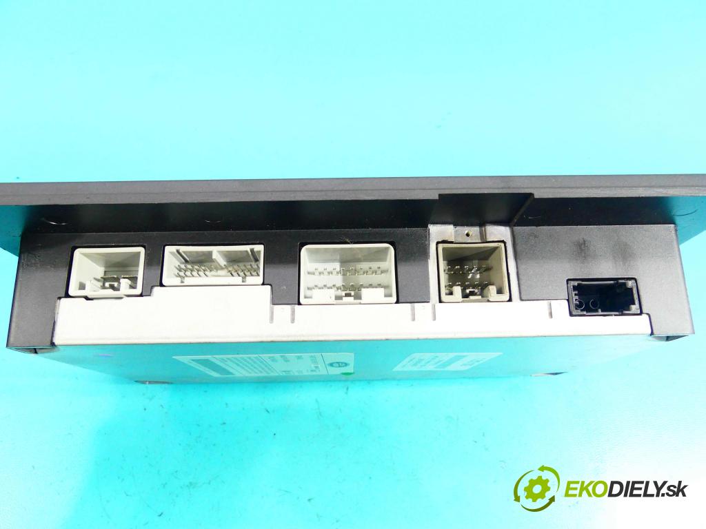 Land rover Freelander II 2006-2014 2.2 TD4 152KM manual 112 kW 2179 cm3 5- Zesilovač: 6H52-18C808-BD (Zosilňovače)