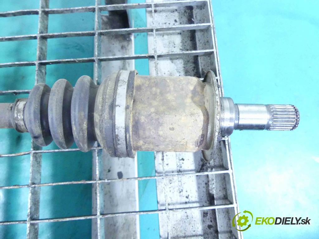 Honda CR-V II 2001-2006 2.0 16v 150 HP manual 110 kW 1998 cm3 5- poloos pravé  (Poloosy)