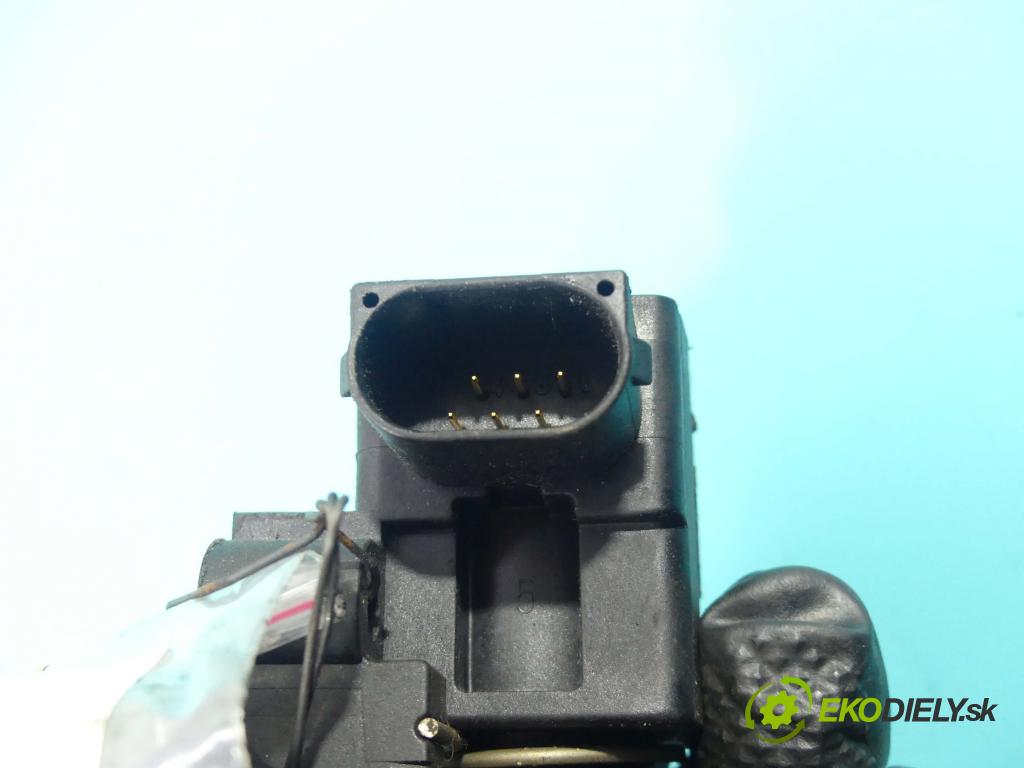 Mercedes A W168 1997-2004 1.7 cdi 95 HP manual 70 kW 1689 cm3 5- pedále A0135427717 (Pedále)