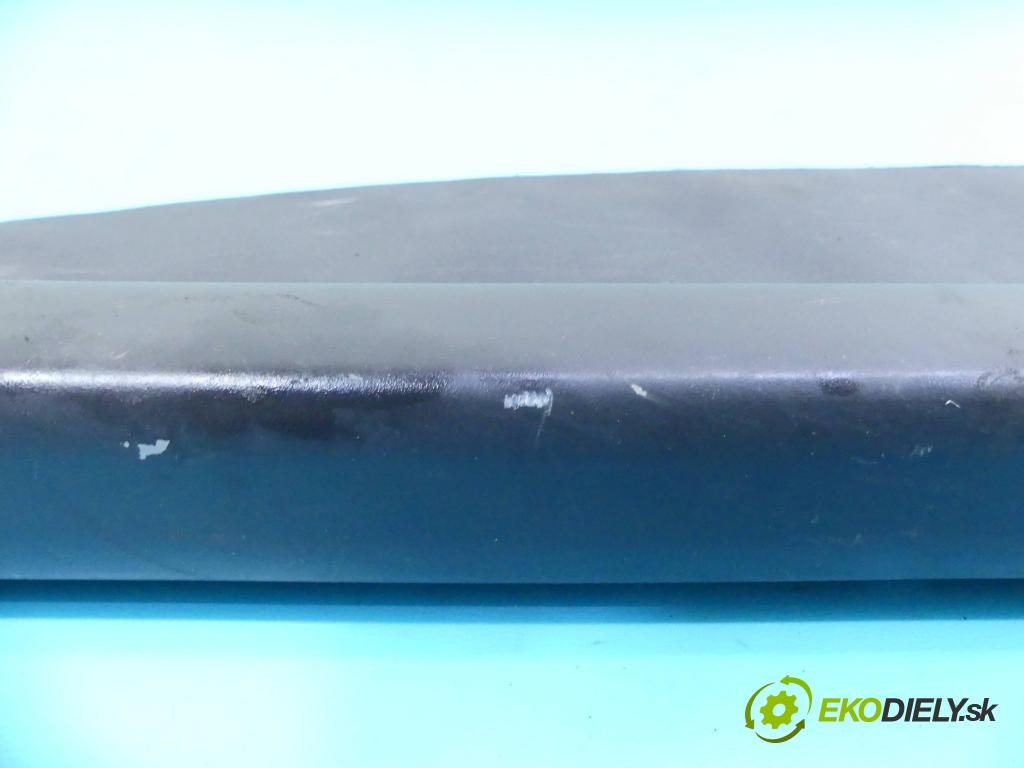 Toyota Corolla E12 2001-2009 1.4 D4D 90 HP automatic 66 kW 1364 cm3 5- roleta  (Rolety kufra)