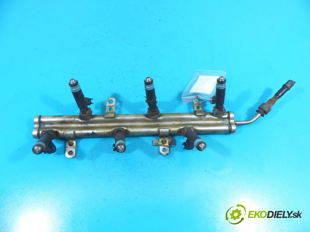 Dodge Caravan IV 2000-2007 3.8 V6 166 HP automatic 122 kW 3778 cm3 5- vstrek 4221P04963 (Vstrekovače)