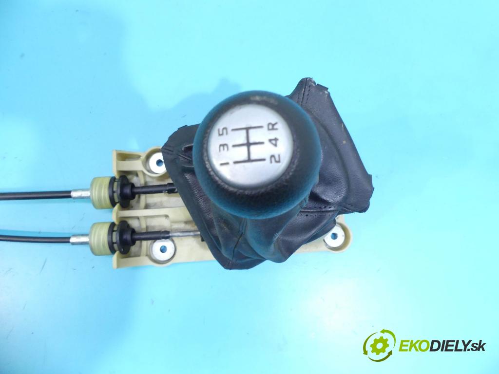 Suzuki Swift Mk7 2010-2017 1.2 16v 94 HP manual 69 kW 1242 cm3 5- Páka: Změny: stupeň,rýchlosť  (Rýchlostné páky / kulisy)