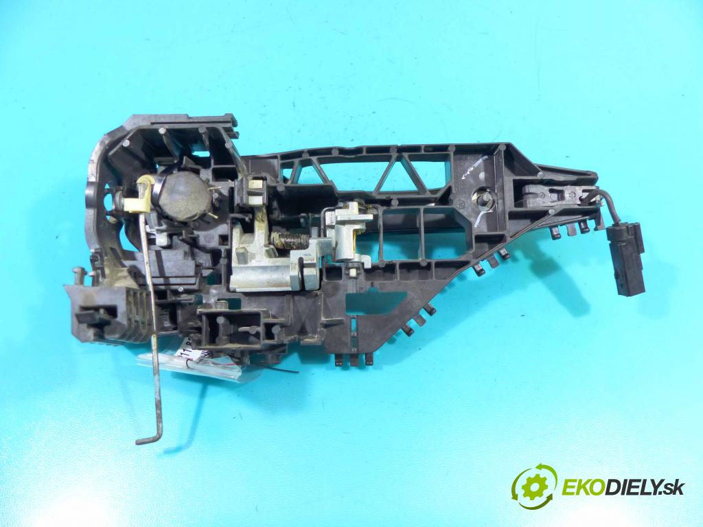 Fiat Freemont 2.0 jtd 170 HP automatic 125 kW 1956 cm3 5- rukoväť predné ľavé mimo: 4582-10000 (Vonkajšie predné ľavé)