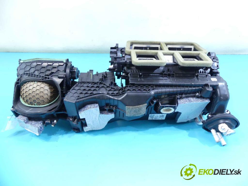 Bmw 1 F20 2011-2019 1.6 T 170 HP automatic 125 kW 1598 cm3 5- radiator 9207085-09 (Radiátory kúrenia)