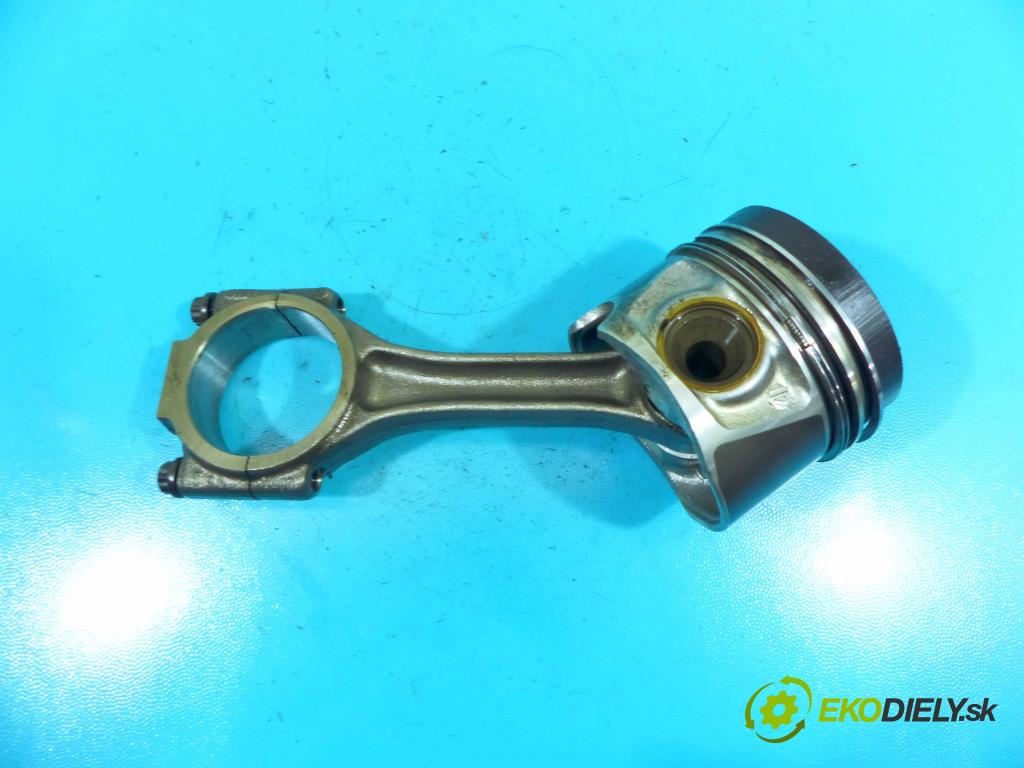 Audi A4 B8 2007-2015 2.0 tdi 136 HP manual 100 kW 1968 cm3 5- piest CAGB (Piesty)