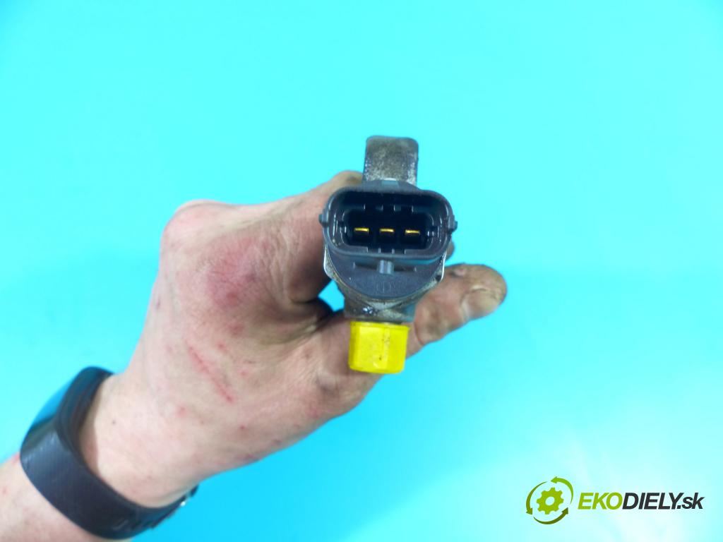 Hyundai Ix35 1.7 crdi 116 HP manual 85 kW 1685 cm3 5- lišta vstrekovacia 0445214181 (Vstrekovacie lišty)