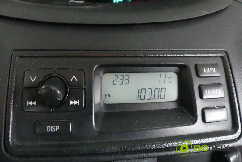 Toyota Yaris I 1999-2005 1.4 D4D 75 HP manual 55 kW 1364 cm3 5- Zobrazit: 86110-52130 (Prístrojové dosky, displeje)