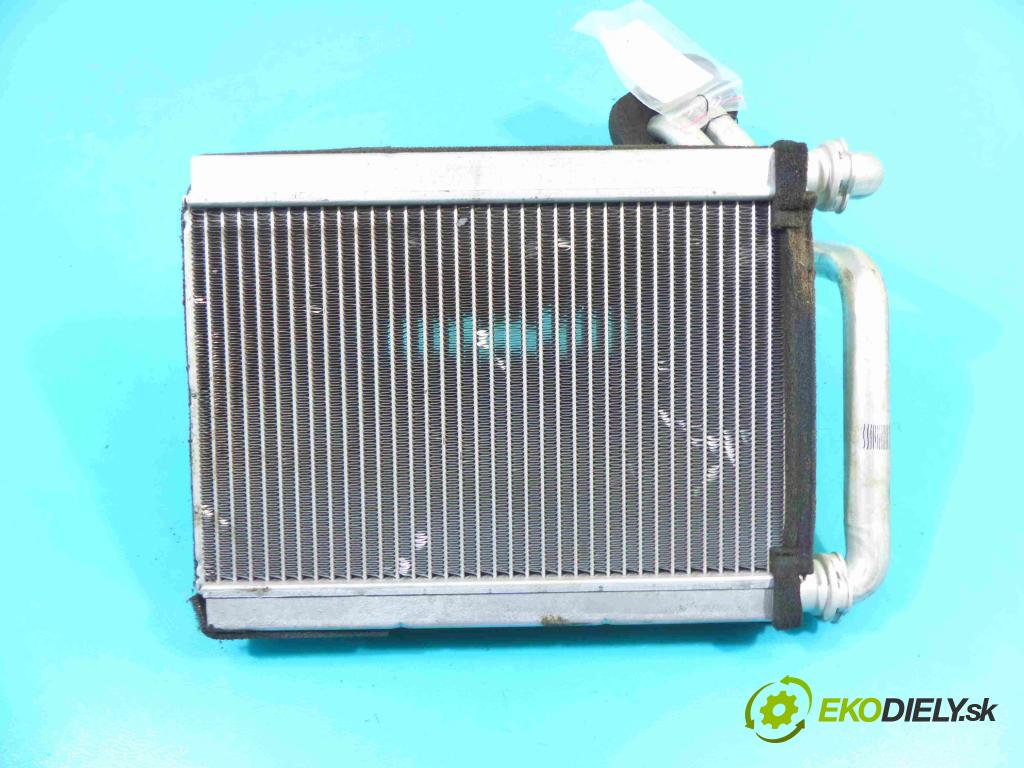 Toyota Yaris I 1999-2005 1.4 D4D 75 HP manual 55 kW 1364 cm3 5- radiator (Radiátory kúrenia)