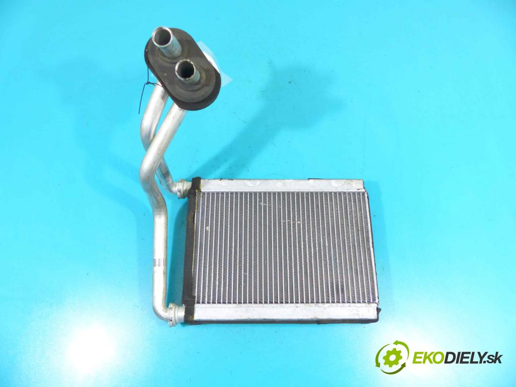 Toyota Yaris I 1999-2005 1.4 D4D 75 HP manual 55 kW 1364 cm3 5- radiator (Radiátory kúrenia)