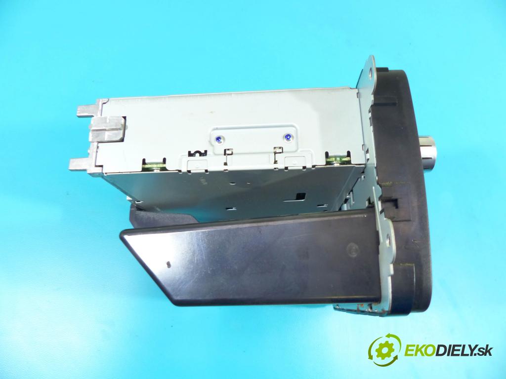 Vw Caddy III 2K 2003-2015 2.0 tdi 140 HP manual 103 kW 1968 cm3 5- Radio továreň: 5K0035156X