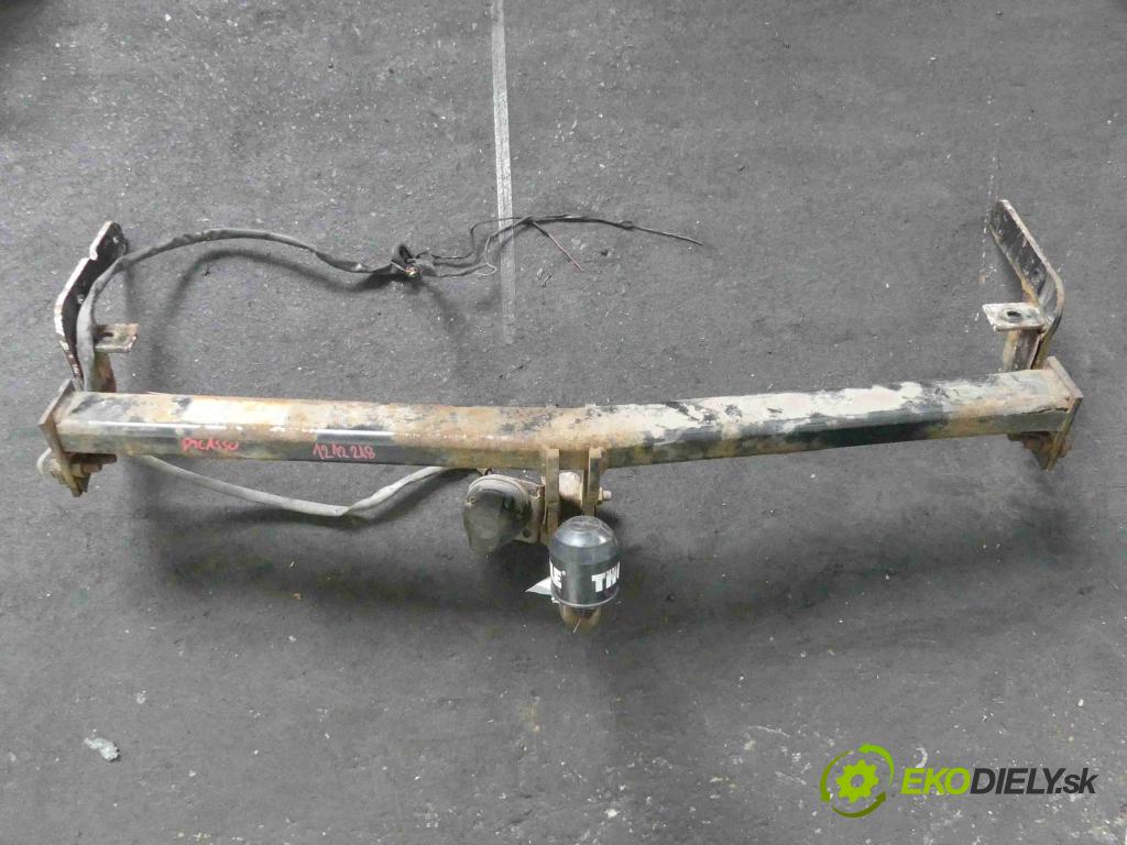 Citroen C3 Picasso 2008-2017 1.4 16v 95 HP manual 70 kW 1397 cm3 5- Hák: vlečení:  (Ťažné zariadenia)