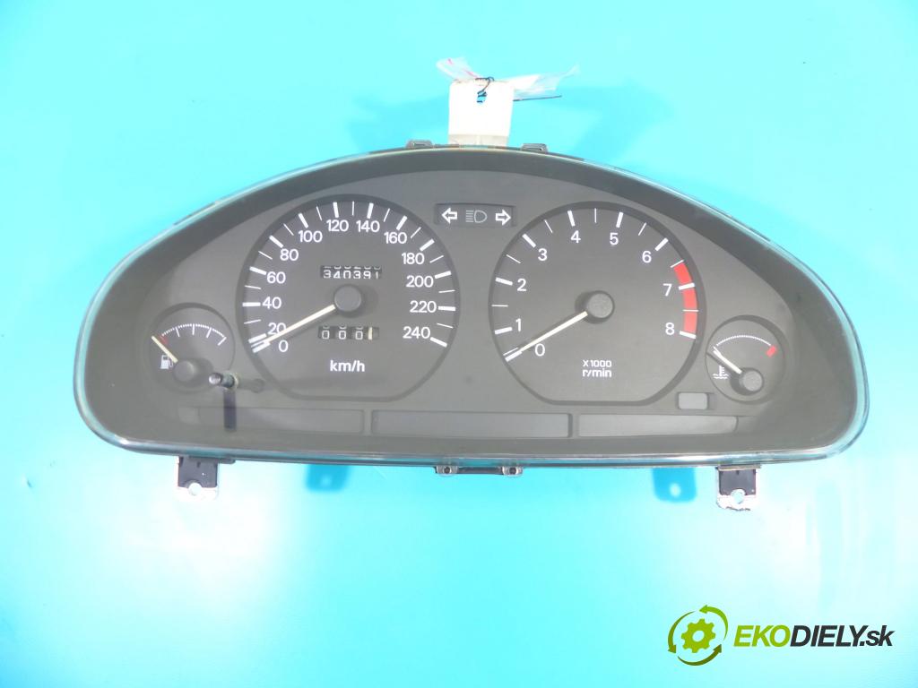 Mitsubishi Carisma 1.6 16v 90 HP manual 66 kW 1597 cm3 5- prístrojovka/ budíky MR270100 (Prístrojové dosky, displeje)