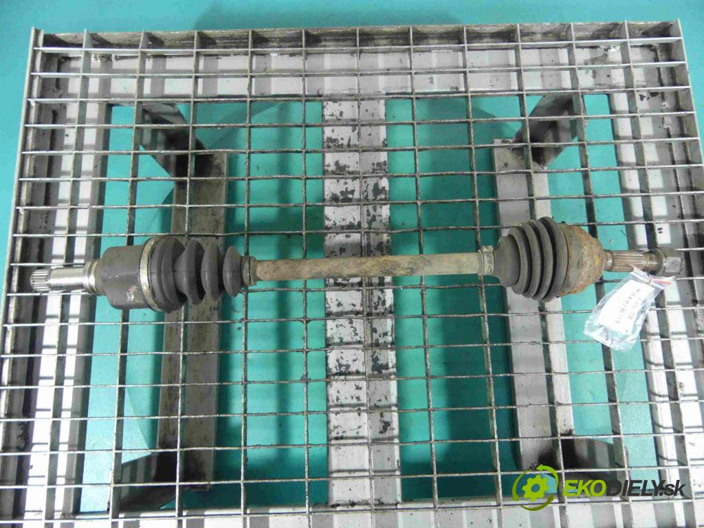 Citroen C2 1.4 73 HP manual 54 kW 1360 cm3 3- poloos ľavé  (Poloosy)