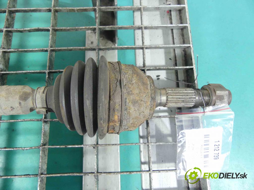 Citroen C2 1.4 73 HP manual 54 kW 1360 cm3 3- poloos pravé  (Poloosy)