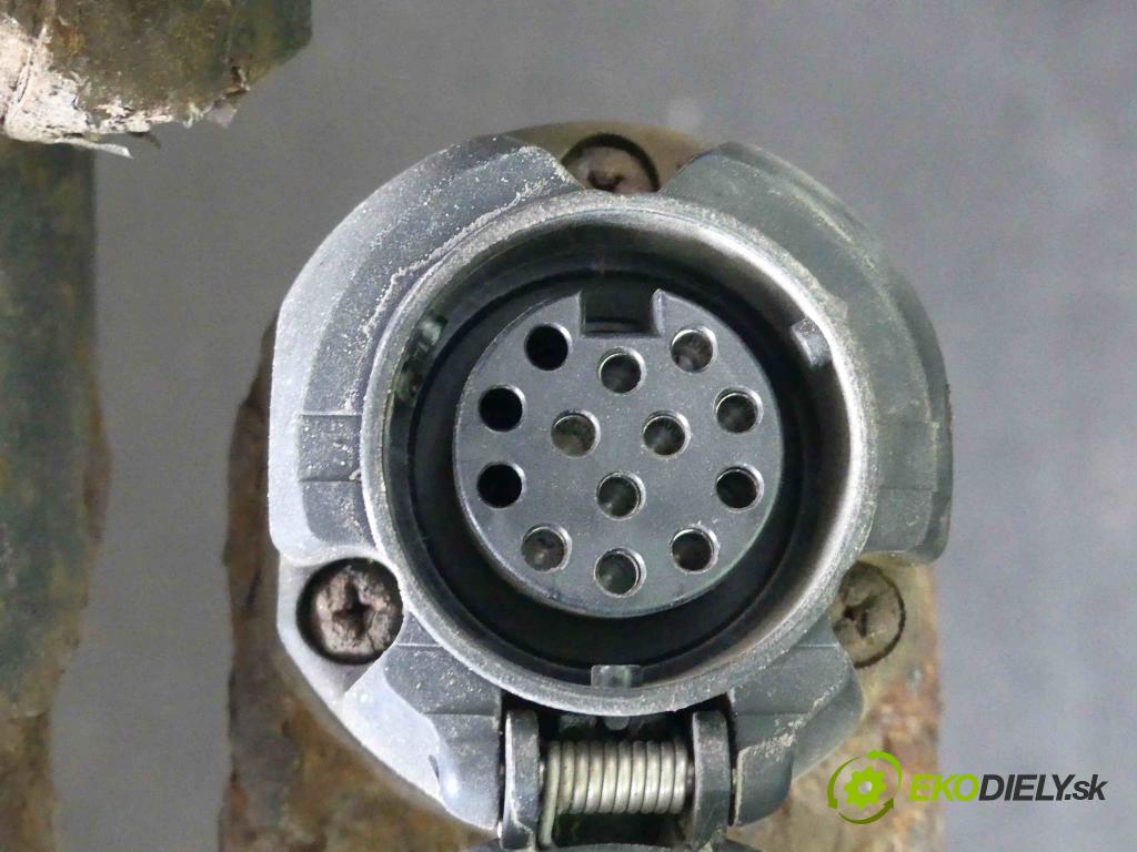 Vw Sharan I 1995-2010 1.9 tdi 110 hp manual 81 kW 1896 cm3 5- oko tažné