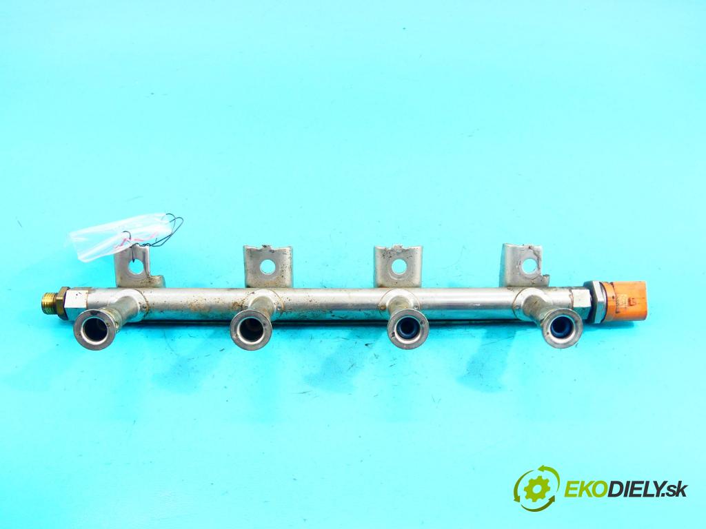 Skoda Fabia II 2007-2014 1.2 TSI 105 HP manual 77 kW 1197 cm3 5- lišta vstrekovacia 03F133320C (Vstrekovacie lišty)