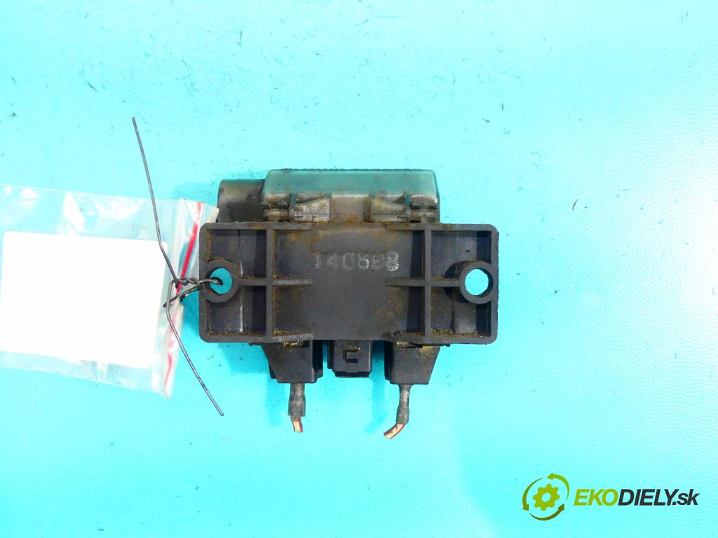 Volvo V70 I 1996-2000 2.5 tdi 140 HP manual 103 kW 2461 cm3 5- Relé: 899064000 (Relé)