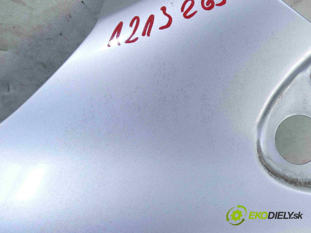 Vw Fox 1.2 6V 54 hp manual 40 kW 1198 cm3 3- blatnik přední levý